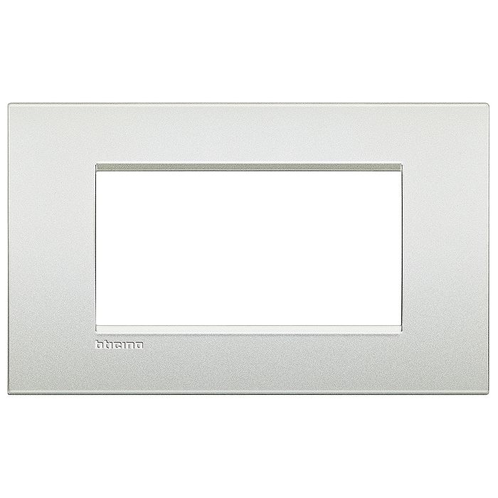 Рамка 4 модуля BTicino LIVING LIGHT, горизонтальная, белый жемчуг, LNC4804PR